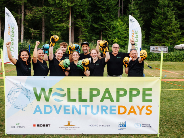 Steirerpack Gruppenfoto mit Fadi Merza &copy; com_unit|D.Waschnig